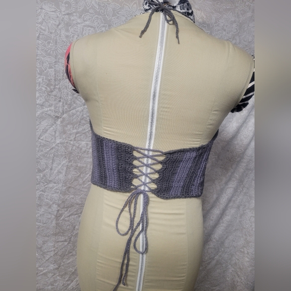 Handmade crocheted crop top halter neck large bust - Picture 5 of 5